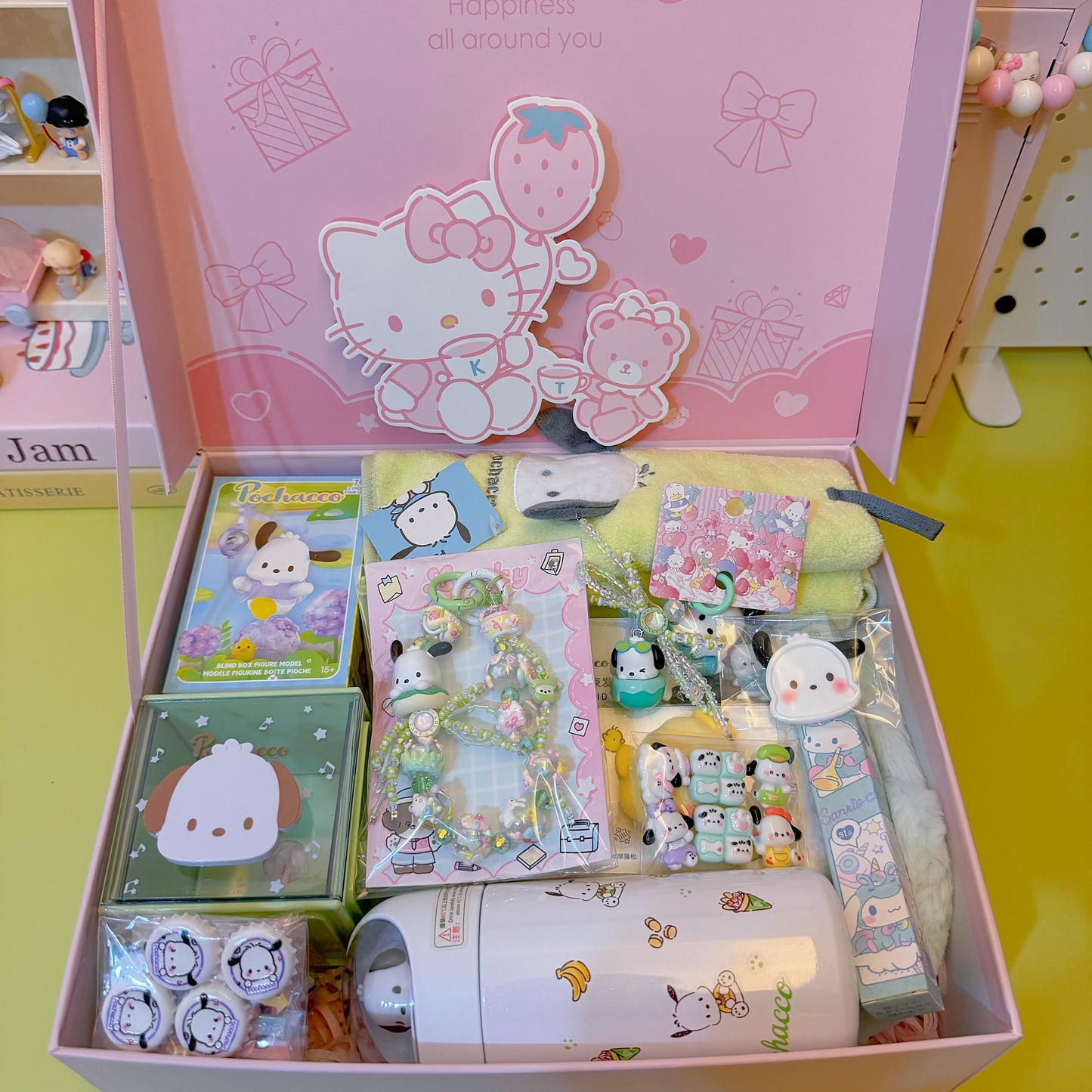 Hello Kitty Gift Box Set