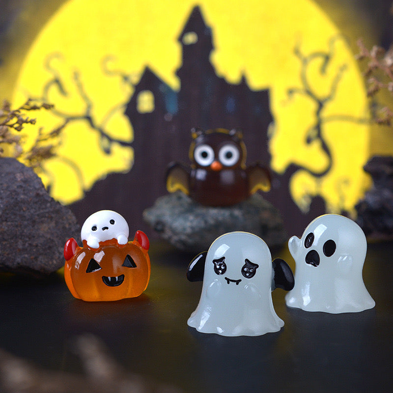 Halloween Glow-In-The-Dark Charm